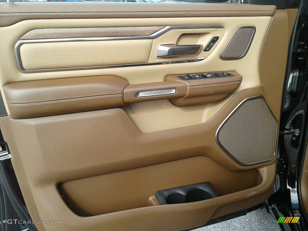 2019 1500 Long Horn Crew Cab 4x4 - Diamond Black Crystal Pearl / Mountain Brown/Light Frost Beige photo #18
