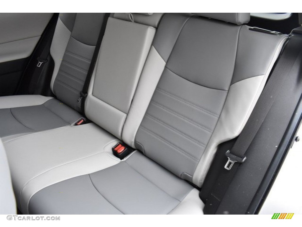 Light Gray Interior 2019 Toyota RAV4 XLE AWD Photo #131195814