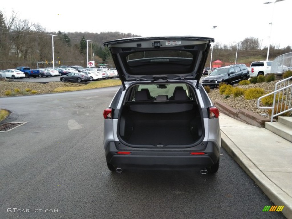 2019 RAV4 XLE AWD - Silver Sky Metallic / Light Gray photo #6