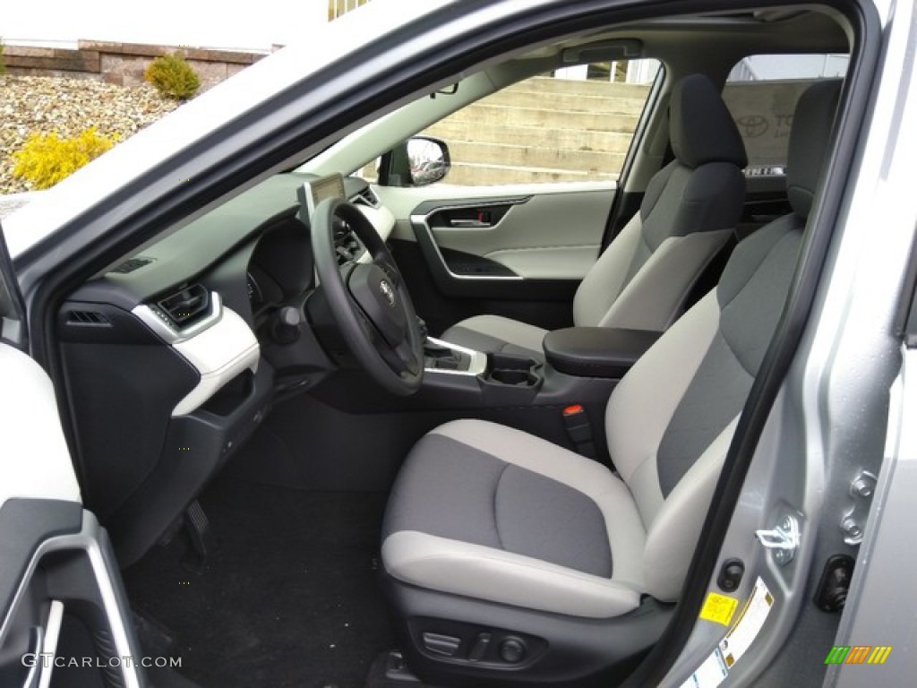 2019 Toyota RAV4 XLE AWD Front Seat Photo #131204039