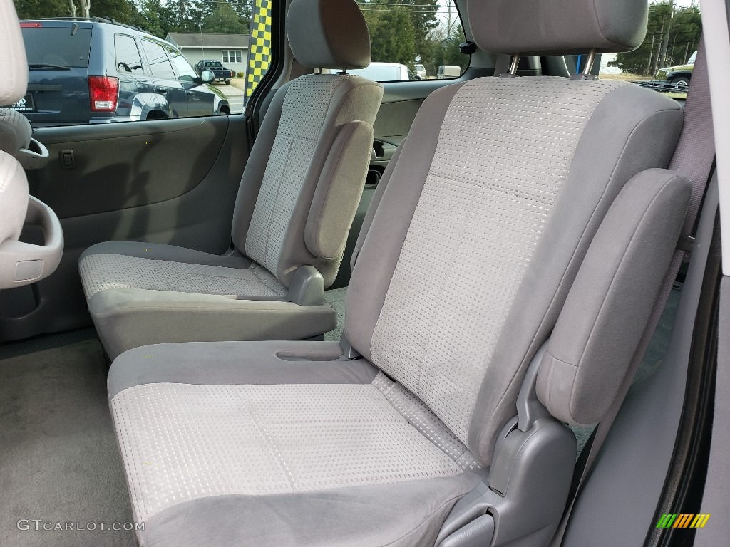 2005 MPV LX - Sunlight Silver Metallic / Gray photo #14