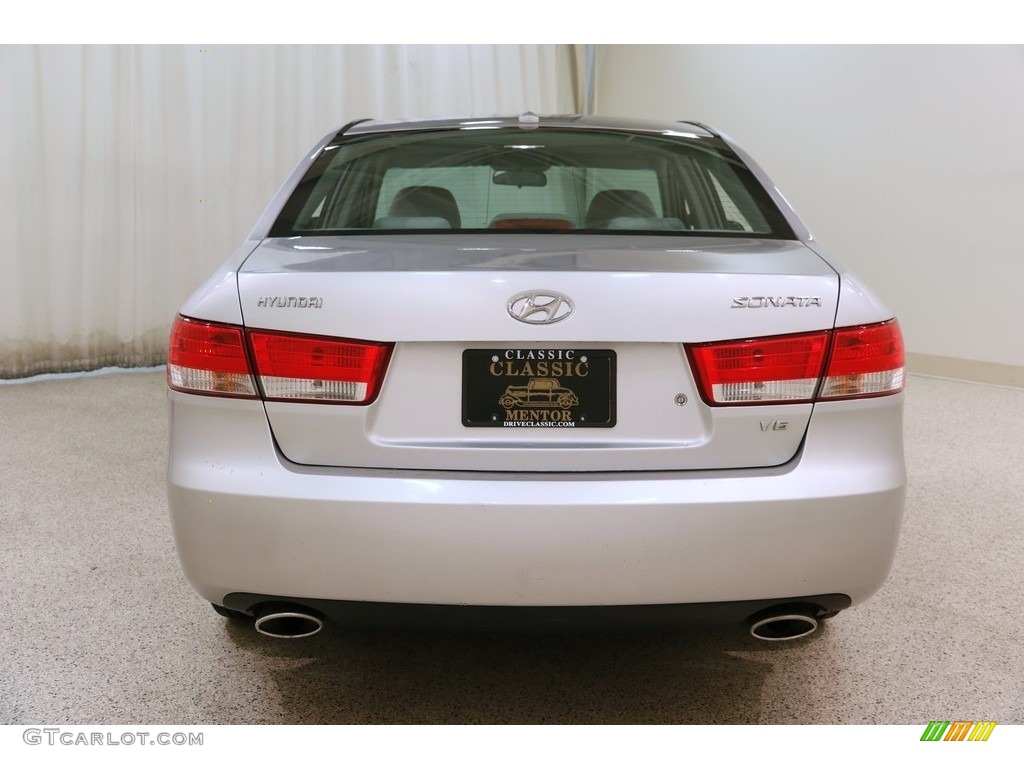 2008 Sonata GLS V6 - Bright Silver / Gray photo #16
