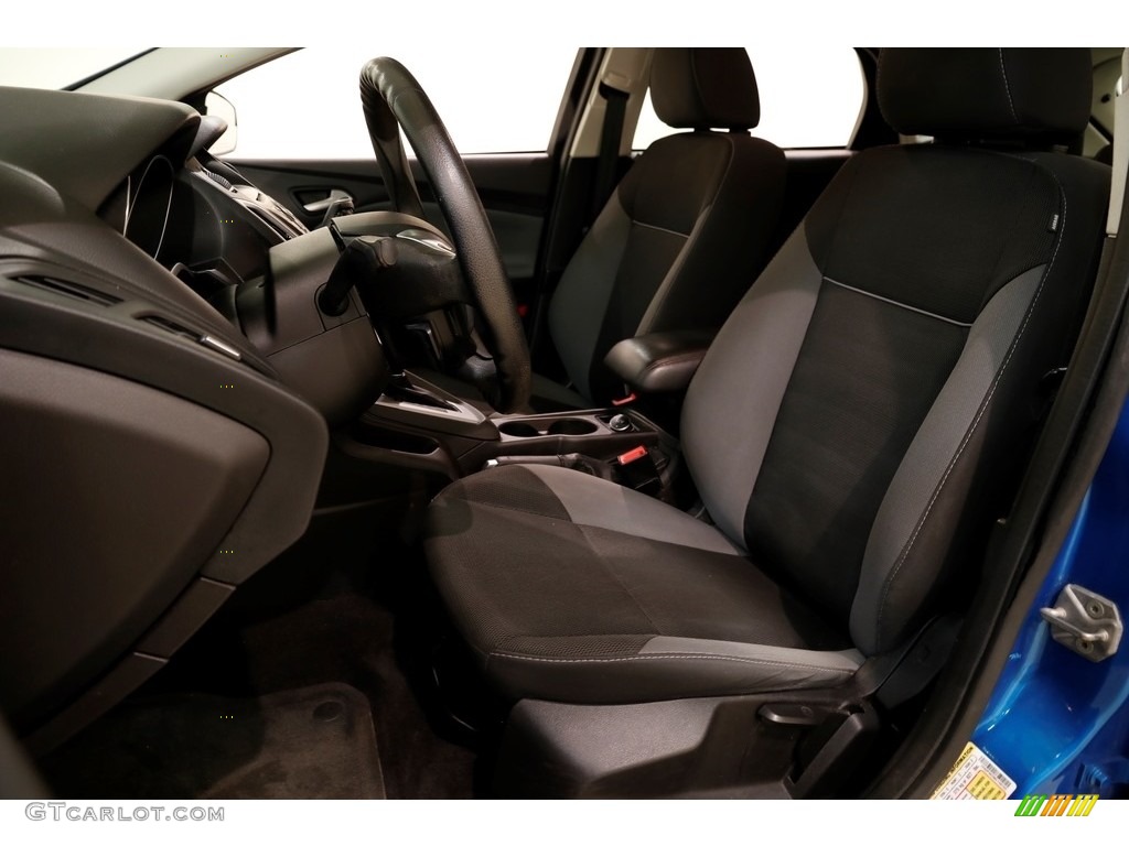 2014 Focus SE Hatchback - Blue Candy / Charcoal Black photo #8