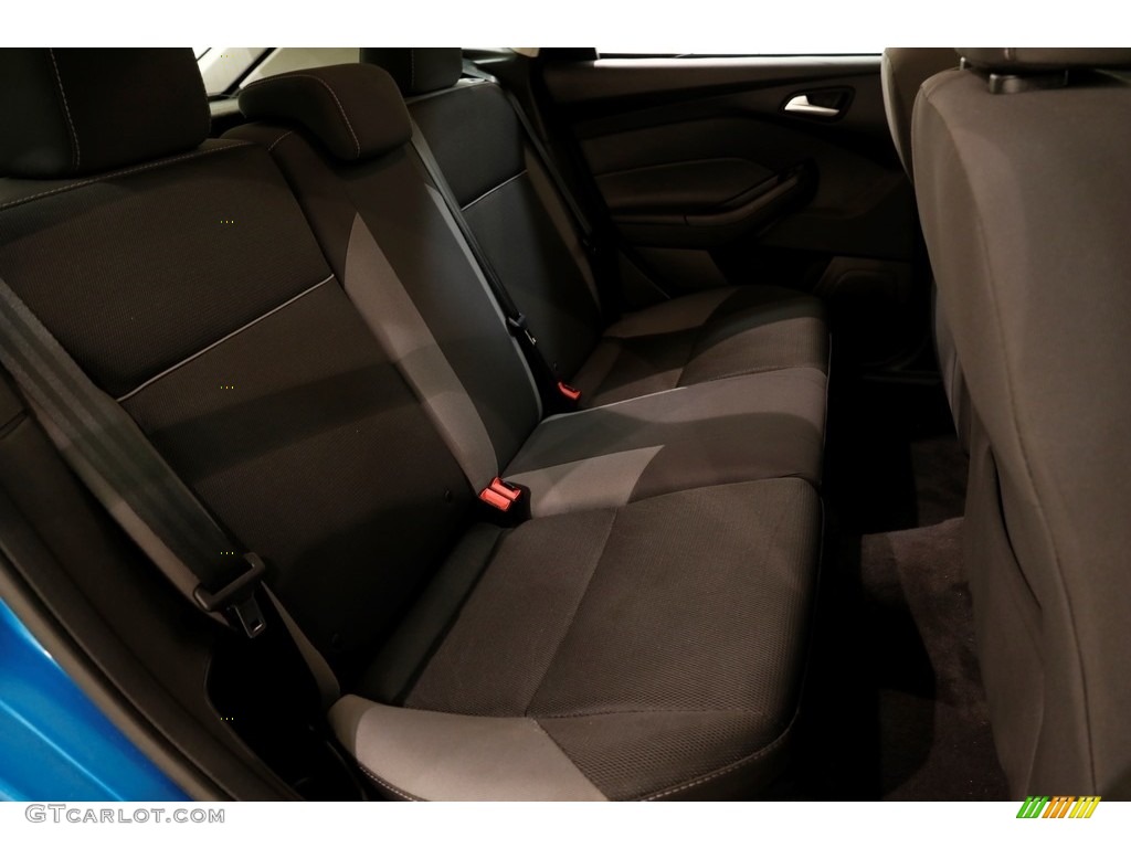 2014 Focus SE Hatchback - Blue Candy / Charcoal Black photo #14
