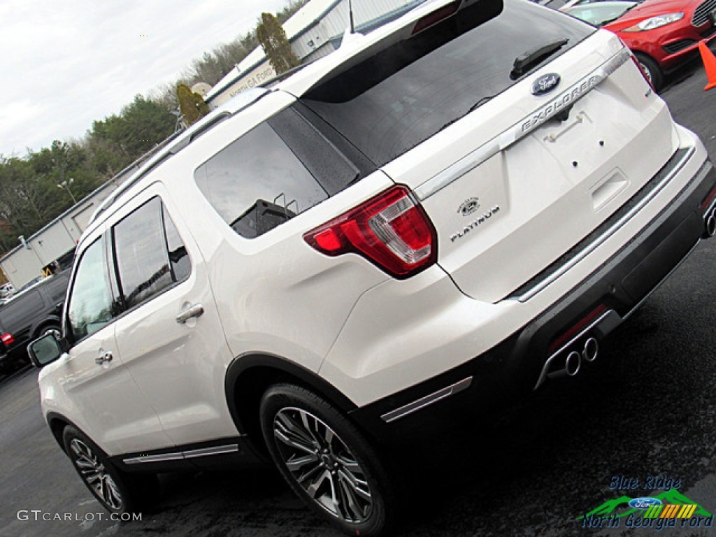 2019 Explorer Platinum 4WD - White Platinum / Medium Soft Ceramic photo #35