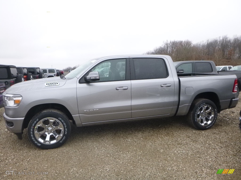 2019 1500 Big Horn Crew Cab 4x4 - Billett Silver Metallic / Black/Light Mountain Brown photo #3