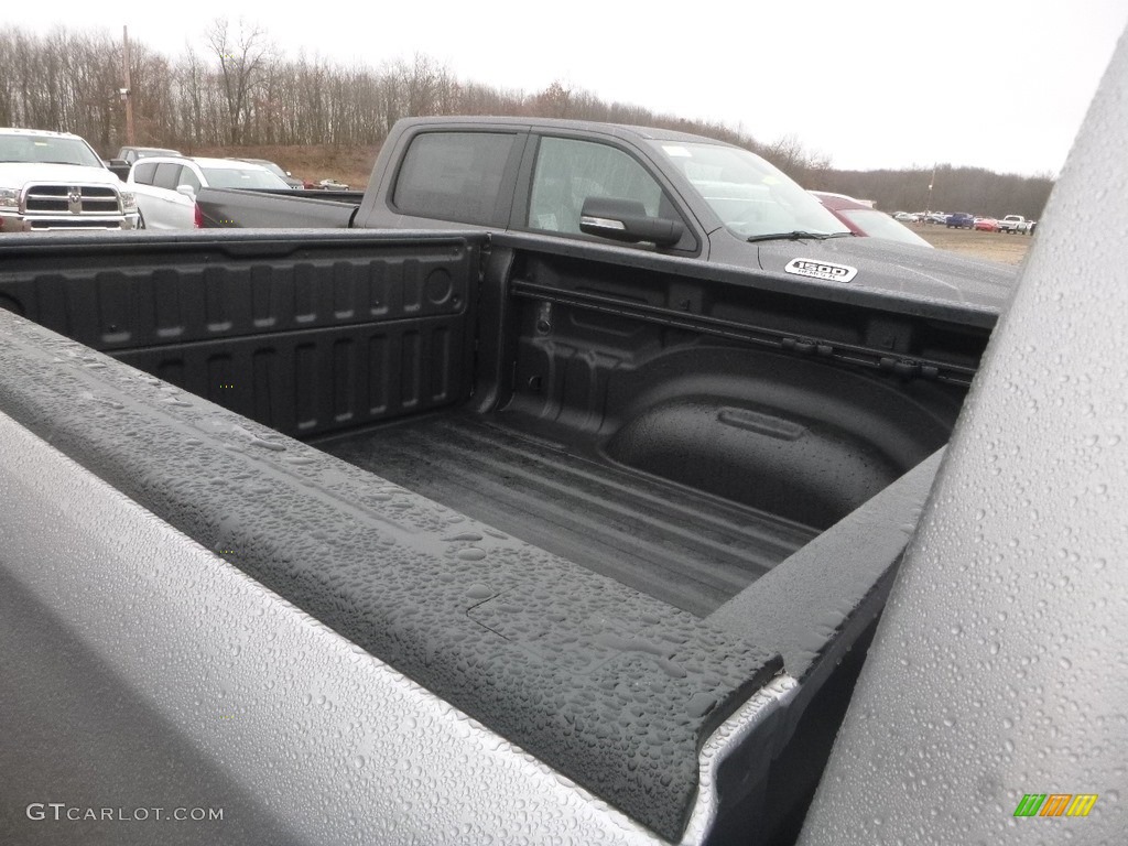 2019 1500 Big Horn Crew Cab 4x4 - Billett Silver Metallic / Black/Light Mountain Brown photo #12