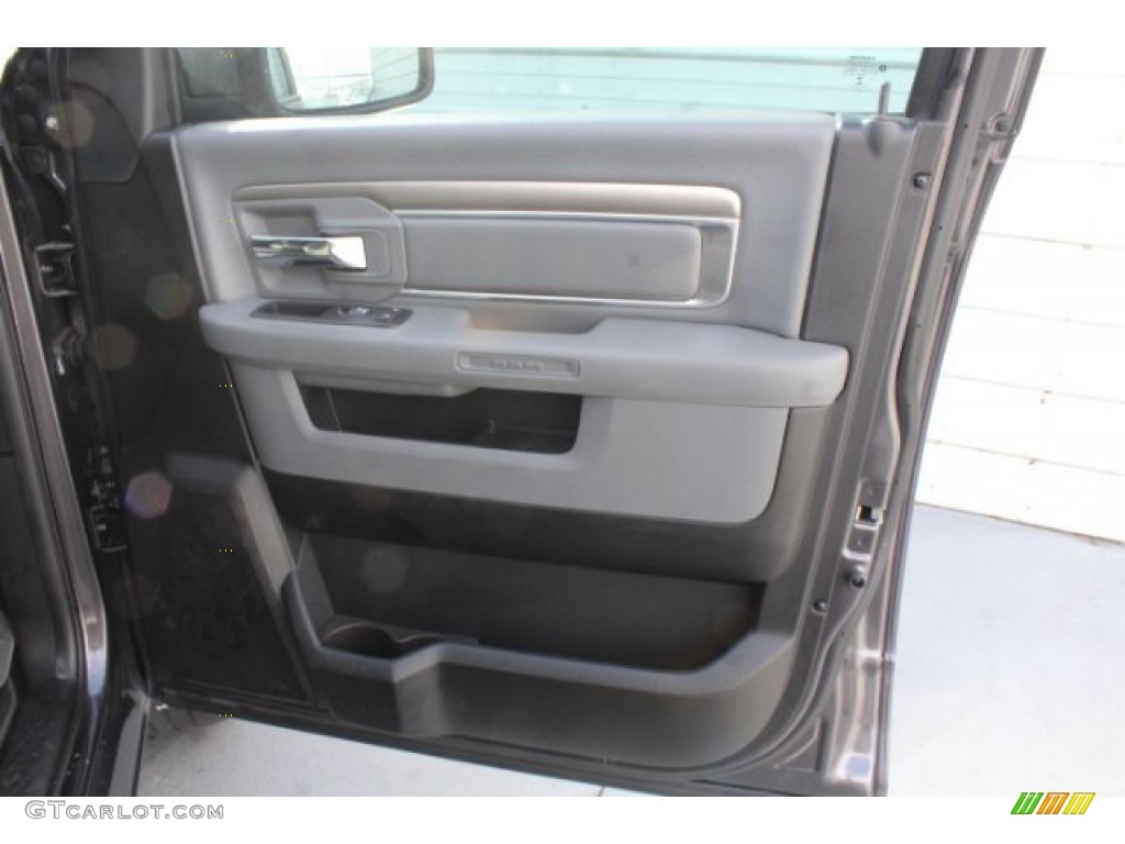 2017 1500 Big Horn Crew Cab - Granite Crystal Metallic / Black/Diesel Gray photo #23