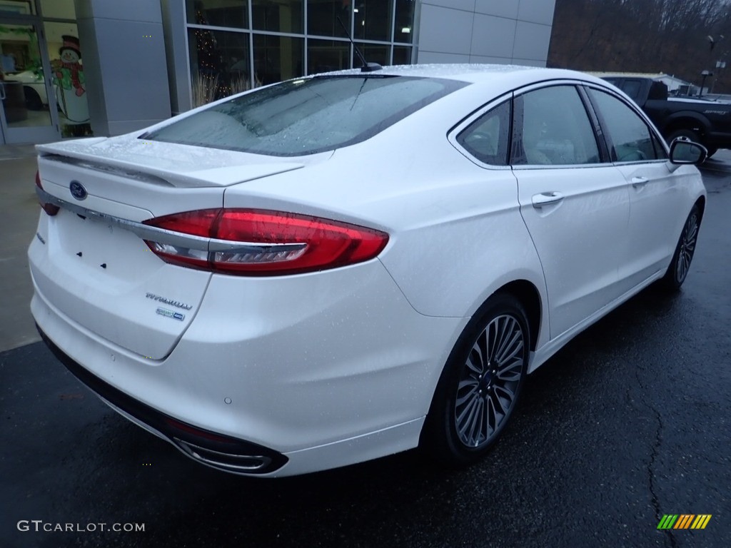2018 Fusion Titanium AWD - White Platinum / Medium Soft Ceramic photo #2