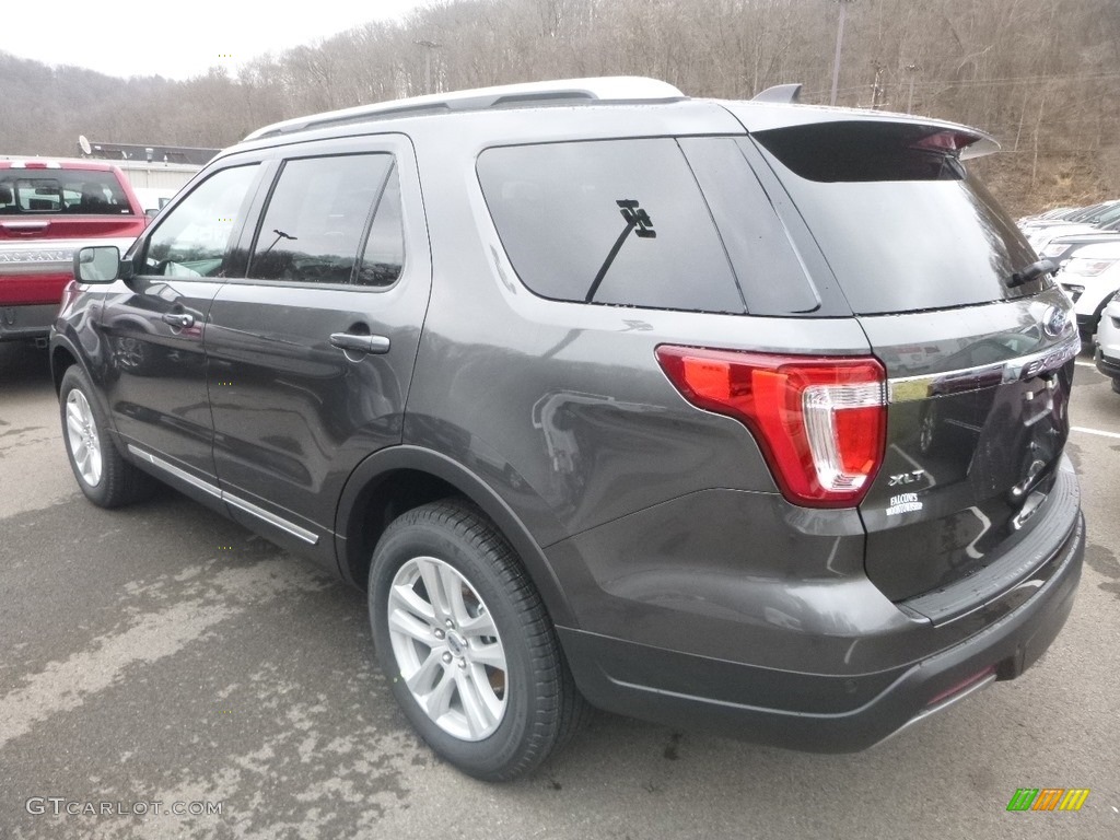 2019 Explorer XLT 4WD - Magnetic / Medium Black photo #6