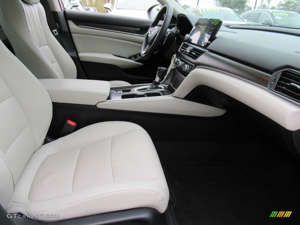 2018 Accord Touring Sedan - Radiant Red Metallic / Ivory photo #12