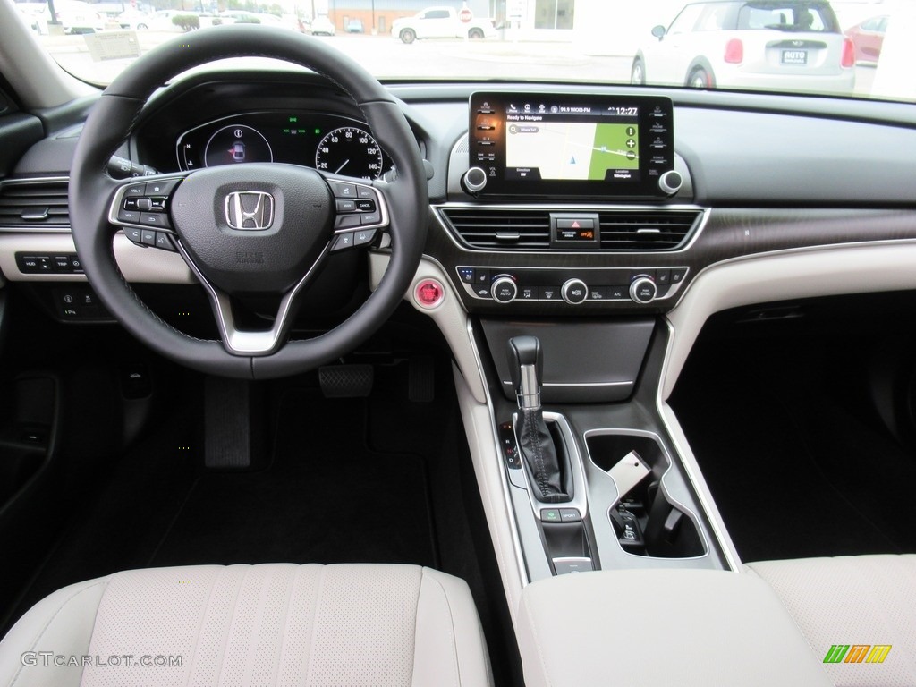 2018 Accord Touring Sedan - Radiant Red Metallic / Ivory photo #15