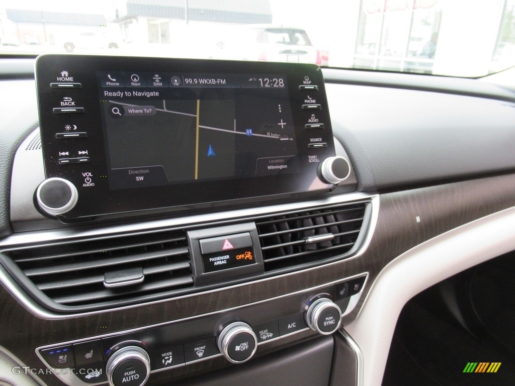 2018 Accord Touring Sedan - Radiant Red Metallic / Ivory photo #17