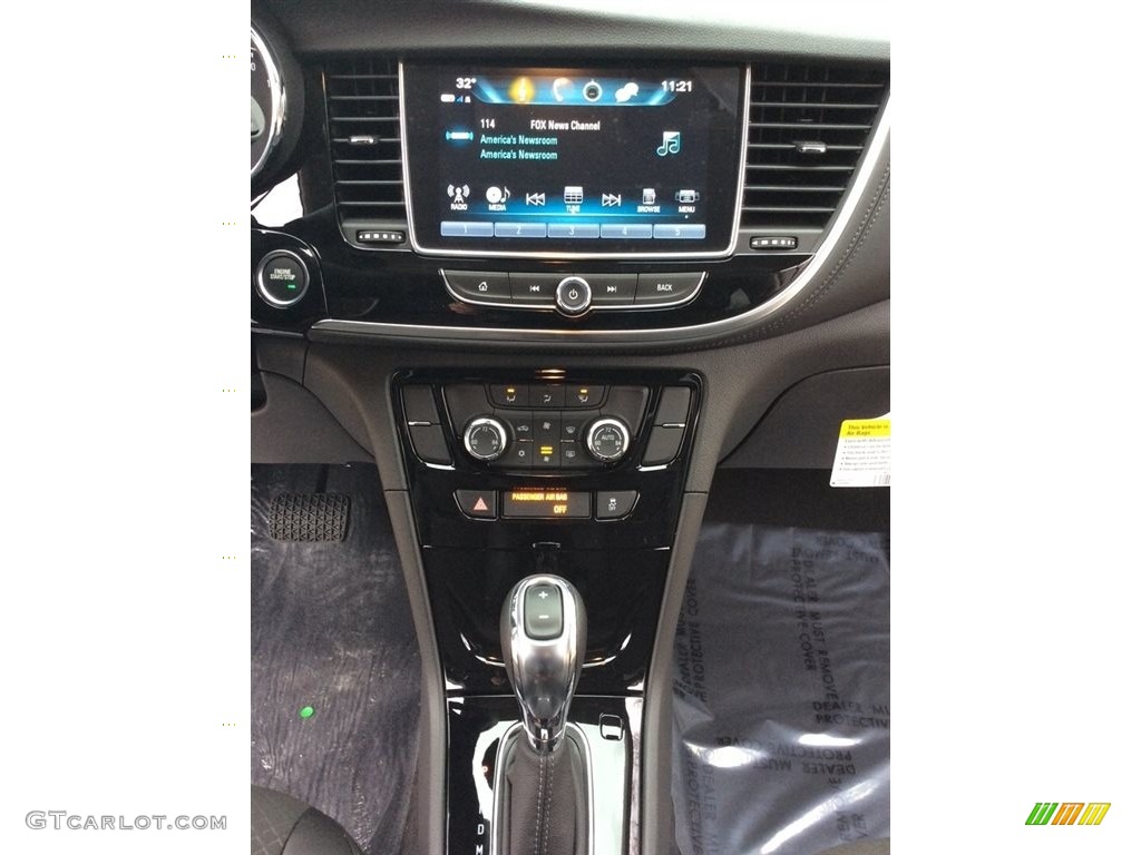 2019 Buick Encore Sport Touring AWD Controls Photos
