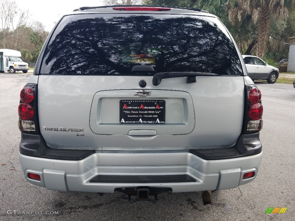 2007 TrailBlazer LS 4x4 - Moondust Metallic / Light Gray photo #4