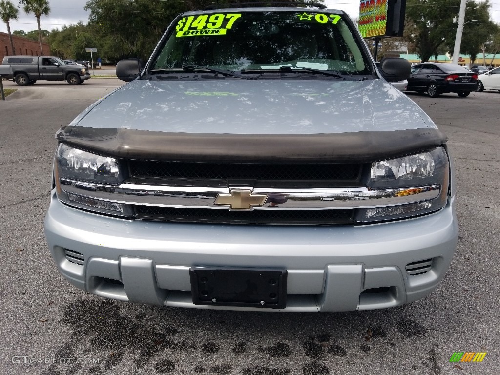 2007 TrailBlazer LS 4x4 - Moondust Metallic / Light Gray photo #8