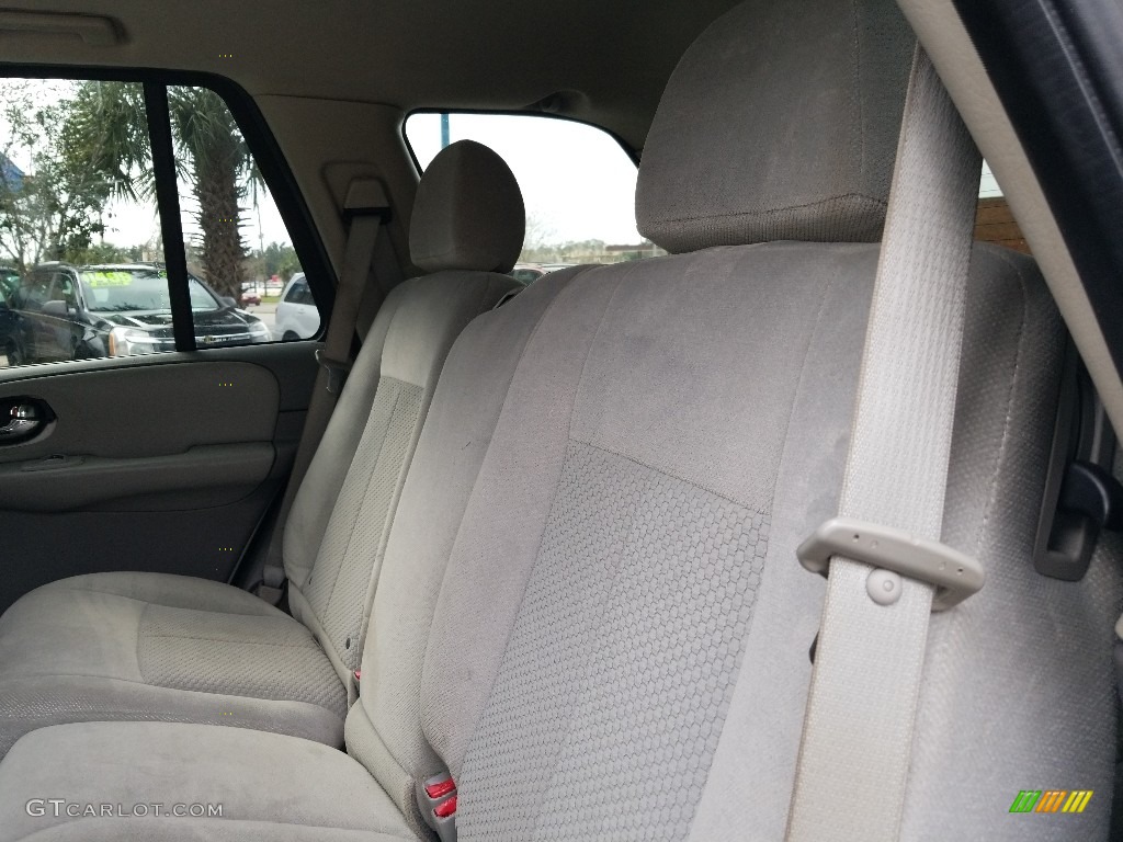 2007 TrailBlazer LS 4x4 - Moondust Metallic / Light Gray photo #16
