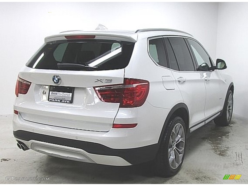 2016 X3 xDrive28i - Mineral White Metallic / Mocha photo #4