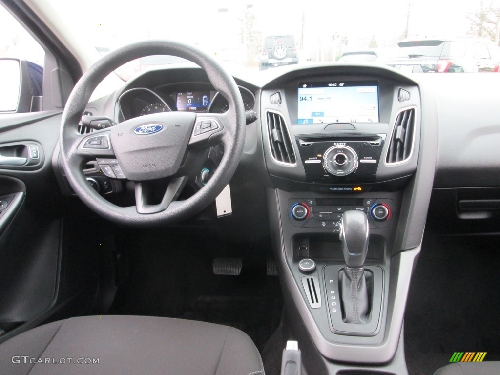 2017 Focus SEL Hatch - Kona Blue / Charcoal Black photo #10