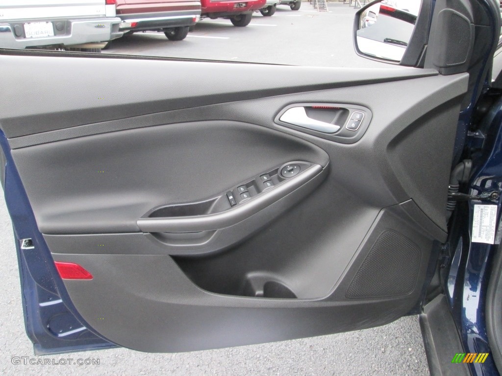 2017 Focus SEL Hatch - Kona Blue / Charcoal Black photo #14