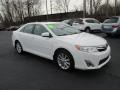 Super White - Camry Hybrid XLE Photo No. 4