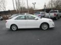 Super White - Camry Hybrid XLE Photo No. 5