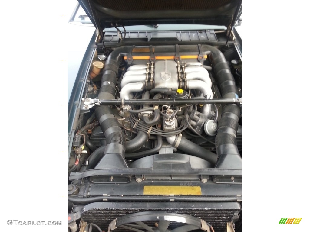 1983 Porsche 928 S Engine Photos
