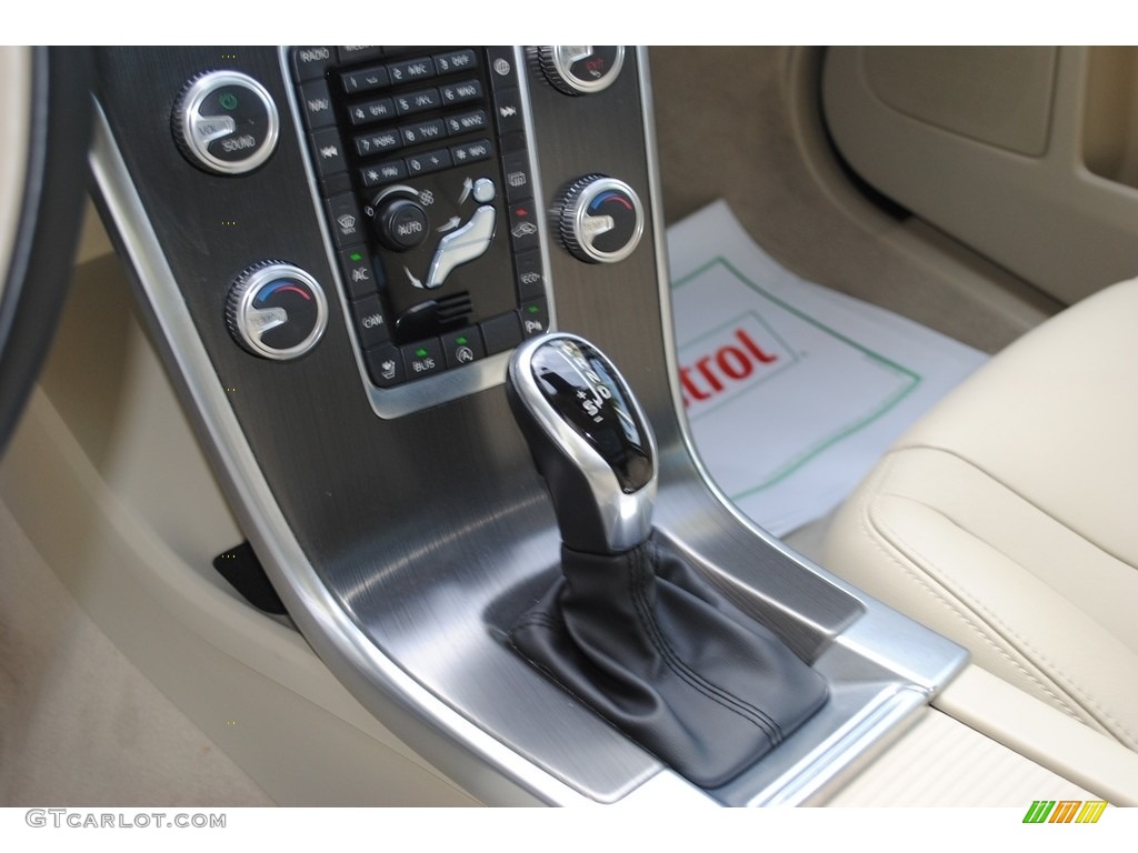 2016 XC60 T5 Drive-E - Magic Blue Metallic / Beige photo #15