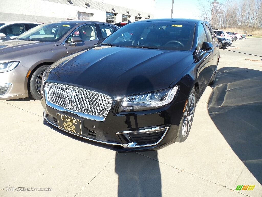 2019 MKZ Reserve II - Infinite Black / Ebony photo #1