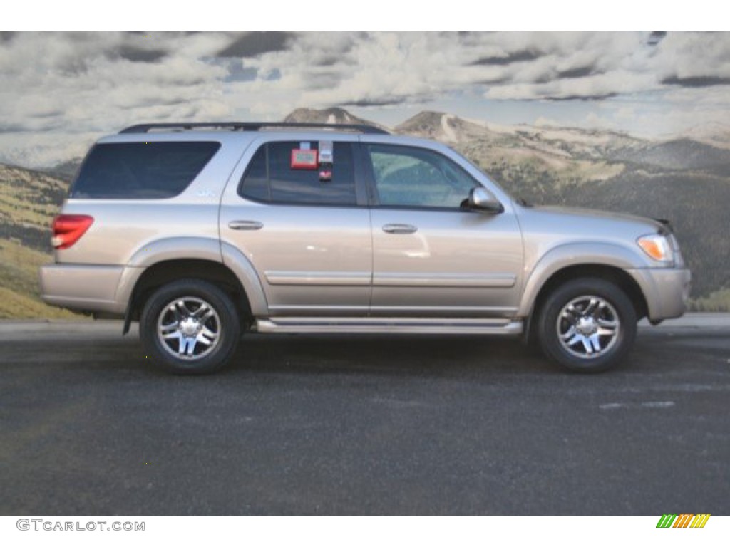 2007 Sequoia SR5 4WD - Desert Sand Mica / Taupe photo #2