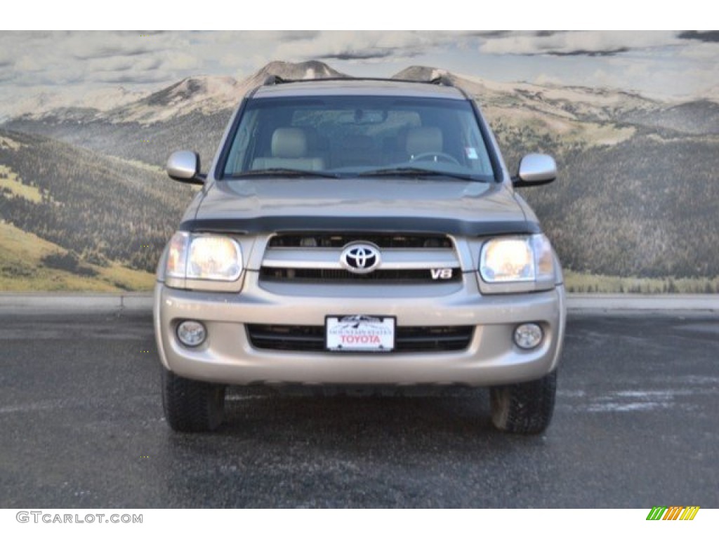 2007 Sequoia SR5 4WD - Desert Sand Mica / Taupe photo #4