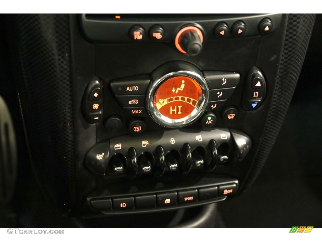 2012 Cooper S Countryman All4 AWD - Light White / Carbon Black Lounge Leather photo #13