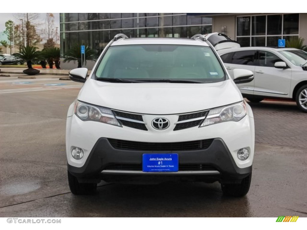 2015 RAV4 XLE - Super White / Ash photo #2