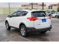 Super White - RAV4 XLE Photo No. 5
