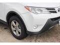 Super White - RAV4 XLE Photo No. 10