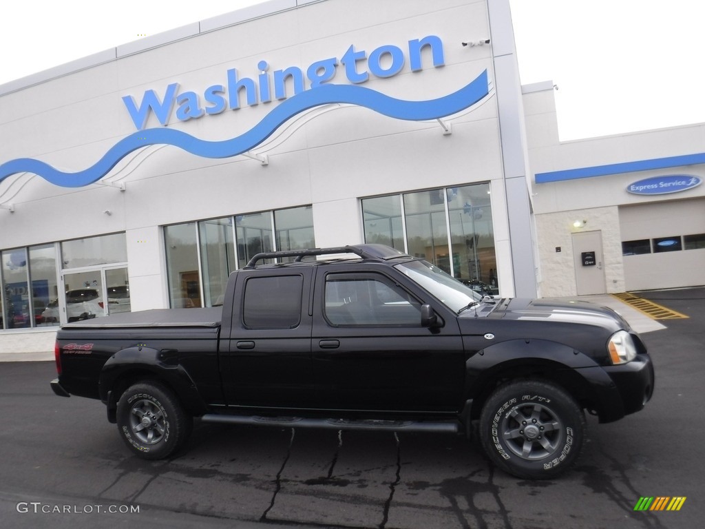 2004 Frontier XE V6 Crew Cab 4x4 - Super Black / Charcoal photo #2