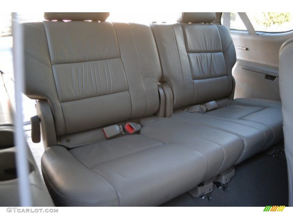 2007 Sequoia SR5 4WD - Desert Sand Mica / Taupe photo #25