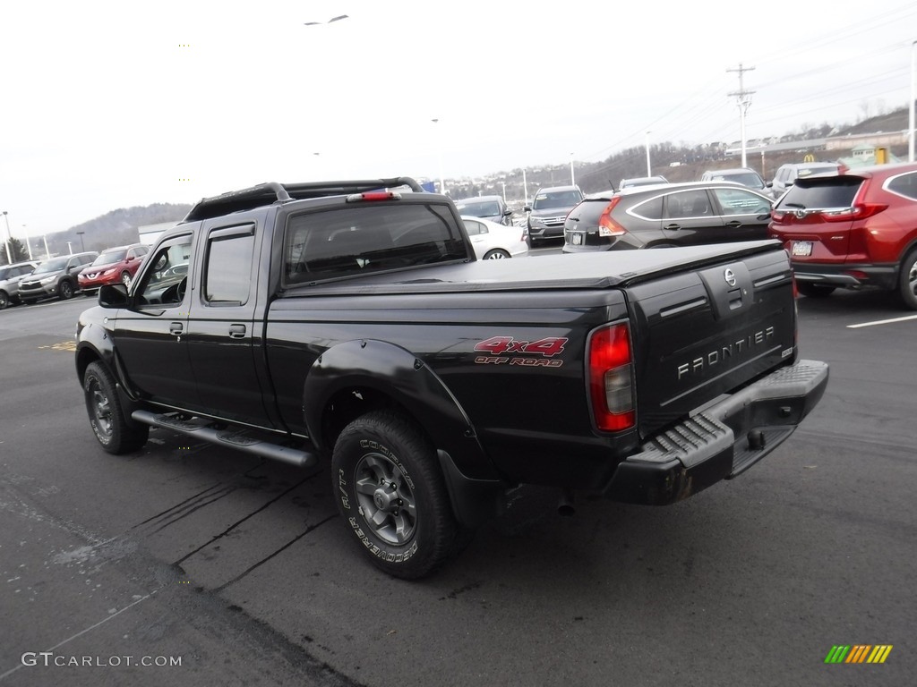 2004 Frontier XE V6 Crew Cab 4x4 - Super Black / Charcoal photo #9