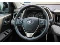Super White - RAV4 XLE Photo No. 28