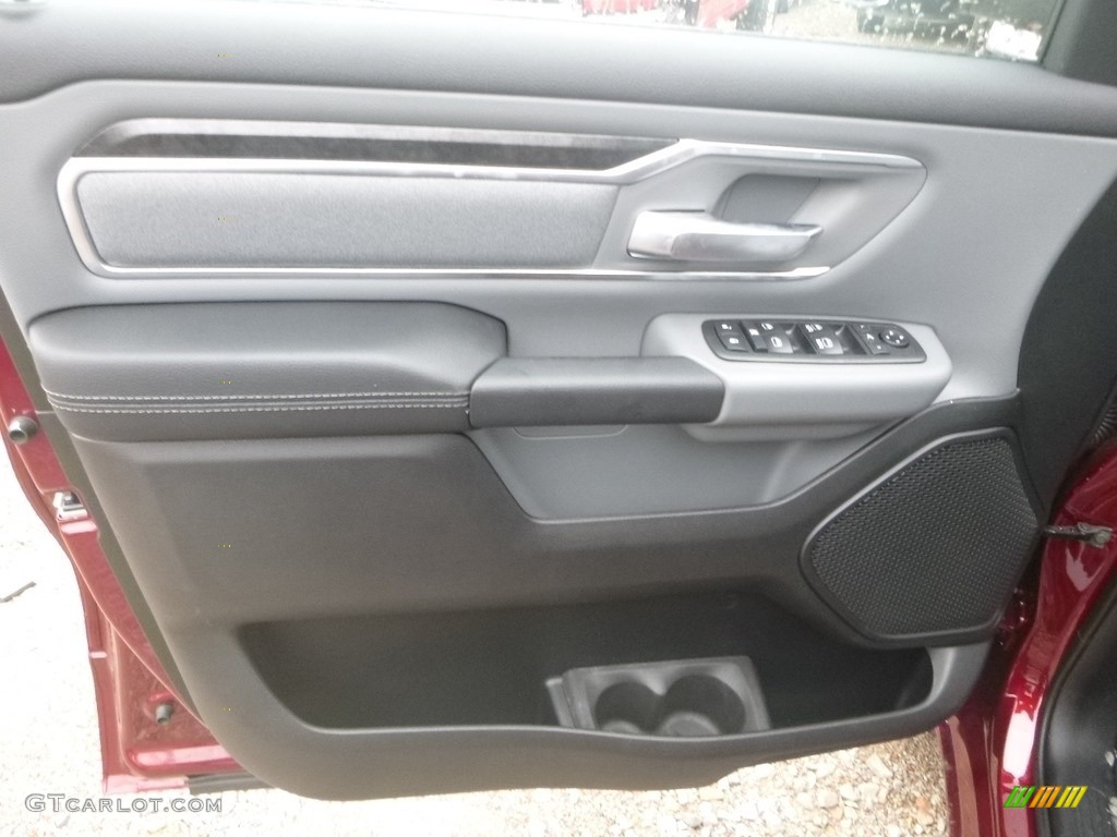 2019 1500 Big Horn Crew Cab 4x4 - Delmonico Red Pearl / Black/Diesel Gray photo #15