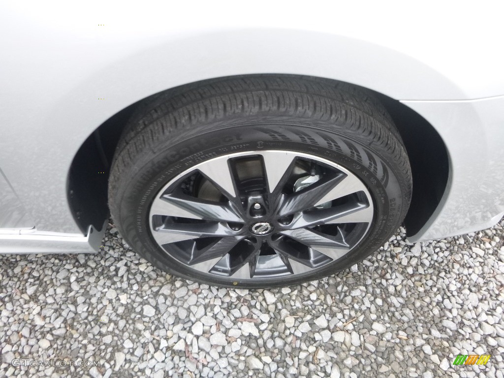 2019 Nissan Sentra SR Wheel Photos