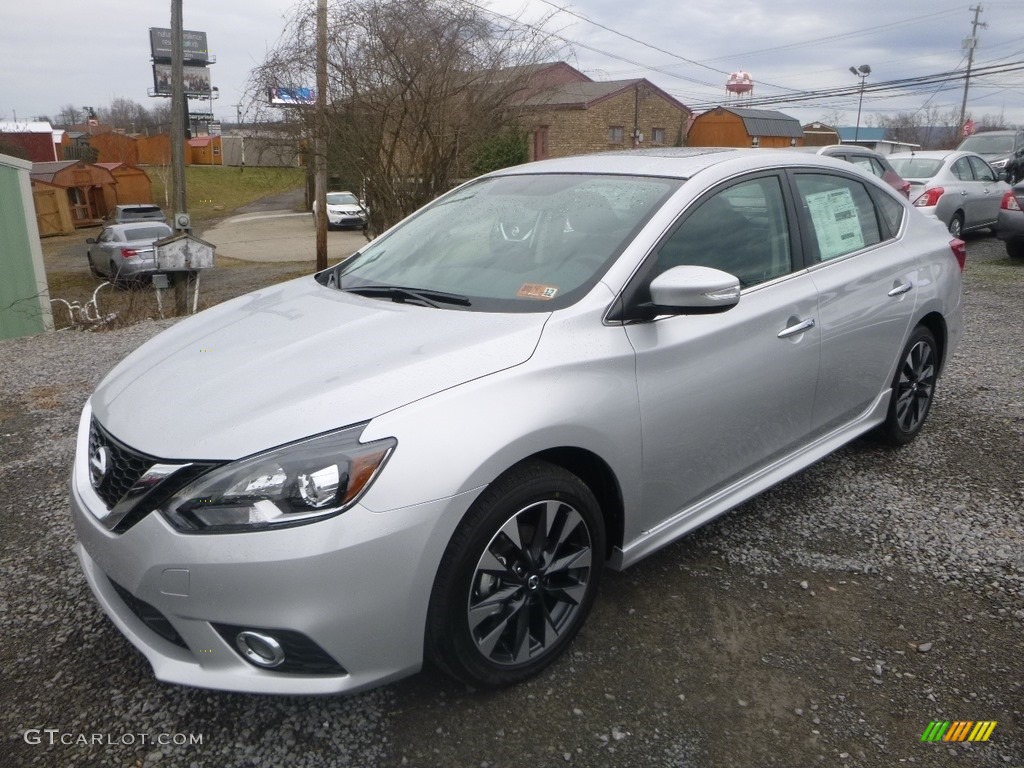 2019 Sentra SR - Brilliant Silver Metallic / Charcoal photo #8