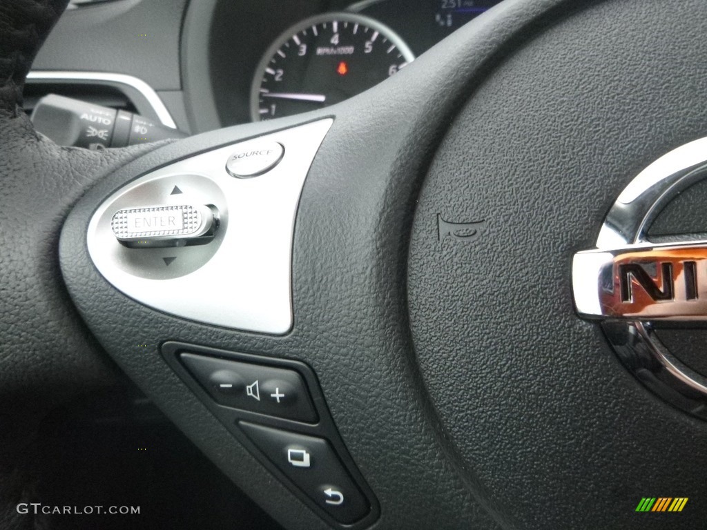 2019 Nissan Sentra SR Charcoal Steering Wheel Photo #131258796