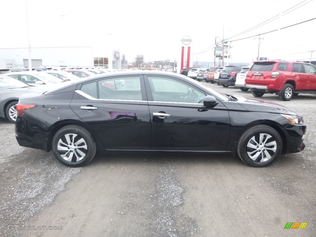 Super Black 2019 Nissan Altima S Exterior Photo #131259702