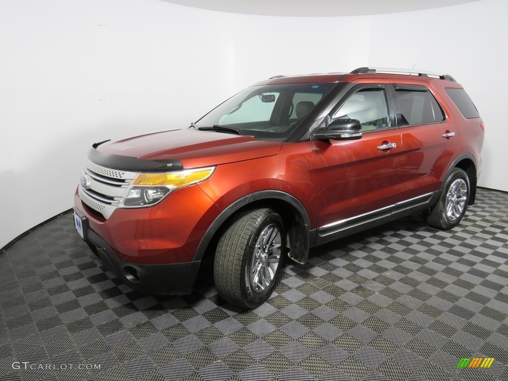 2014 Explorer XLT 4WD - Sunset / Medium Light Stone photo #11