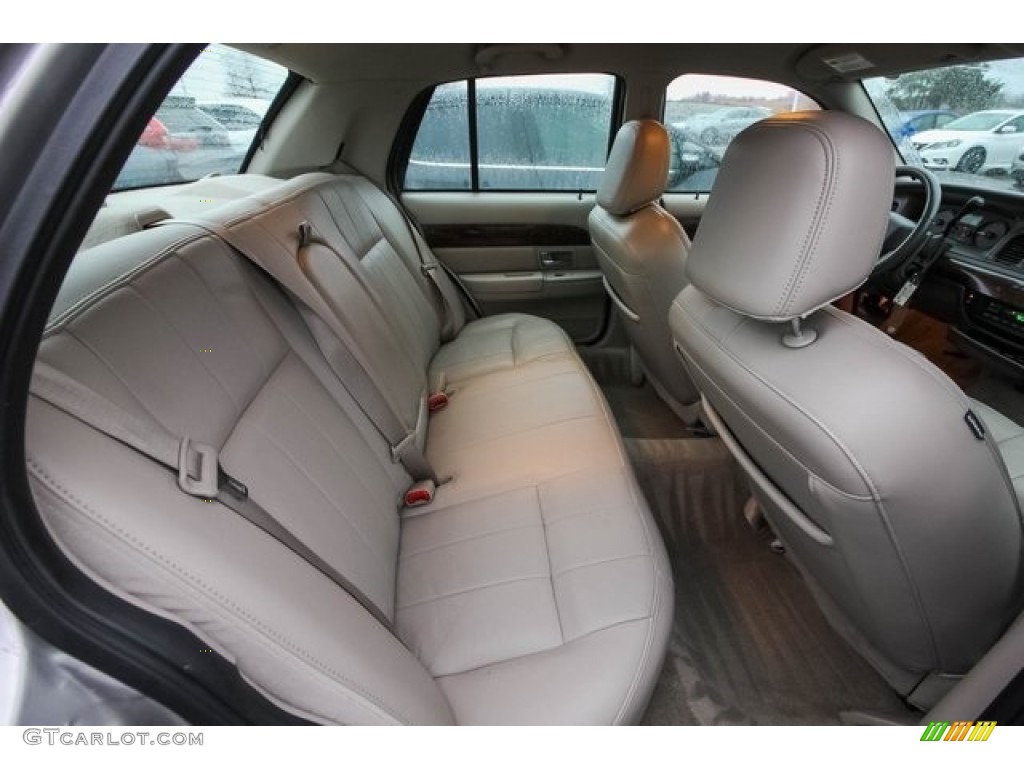 2010 Grand Marquis LS Ultimate Edition - Silver Birch Metallic / Medium Light Stone photo #24