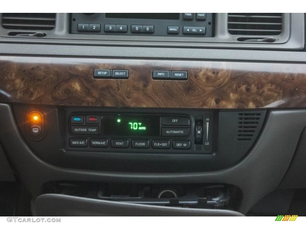 2010 Grand Marquis LS Ultimate Edition - Silver Birch Metallic / Medium Light Stone photo #30