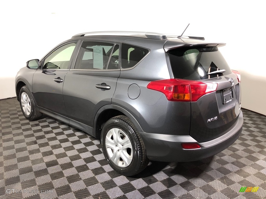 2015 RAV4 LE - Magnetic Gray Metallic / Ash photo #7