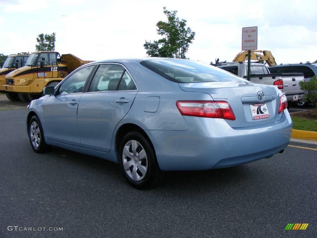 2009 Camry LE - Sky Blue Pearl / Bisque photo #4