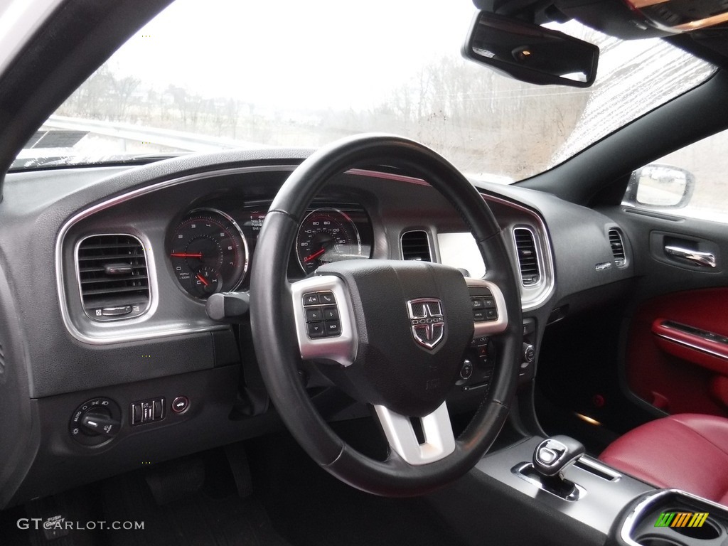2013 Charger SXT AWD - Bright White / Black/Red photo #14
